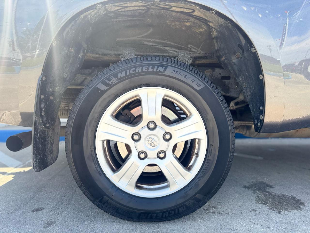 Toyota Tundra Tundra-Grade 5.7L FFV Double Cab 4WD 2012