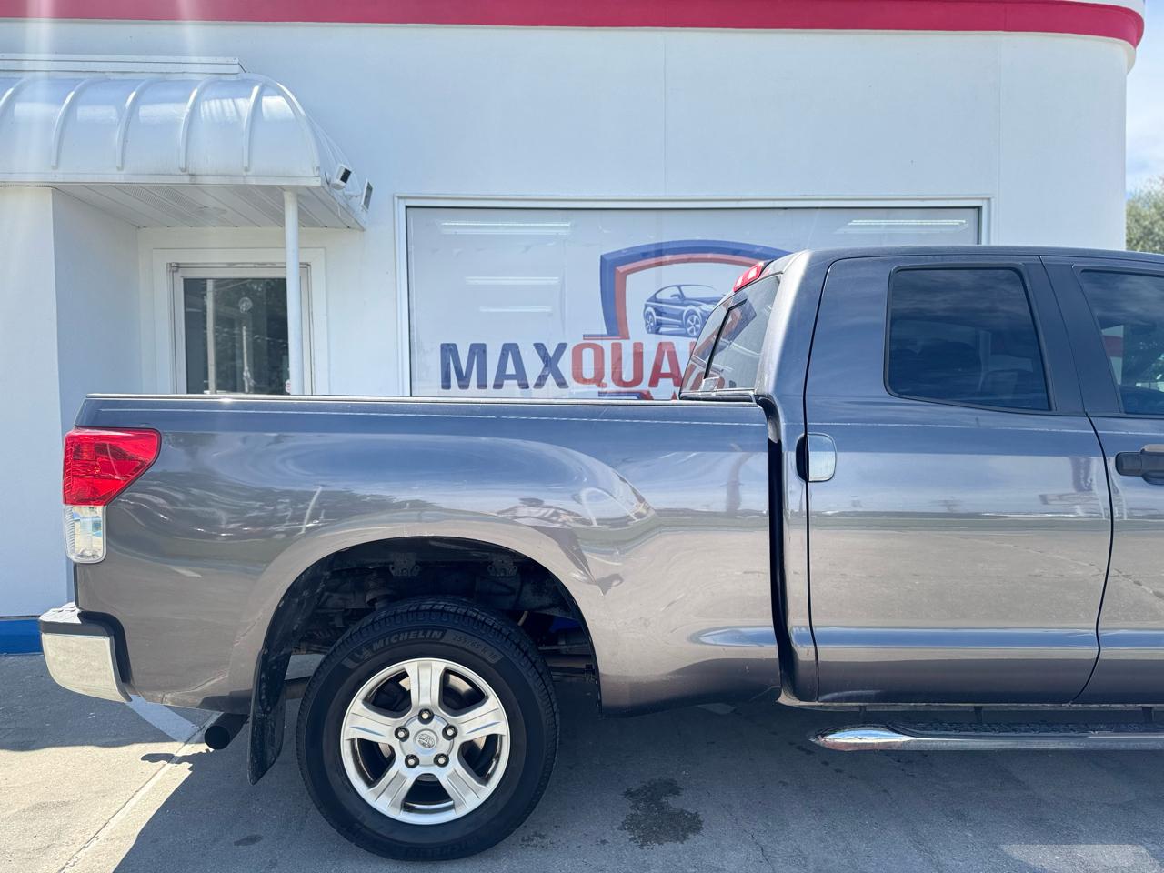 Toyota Tundra Tundra-Grade 5.7L FFV Double Cab 4WD 2012