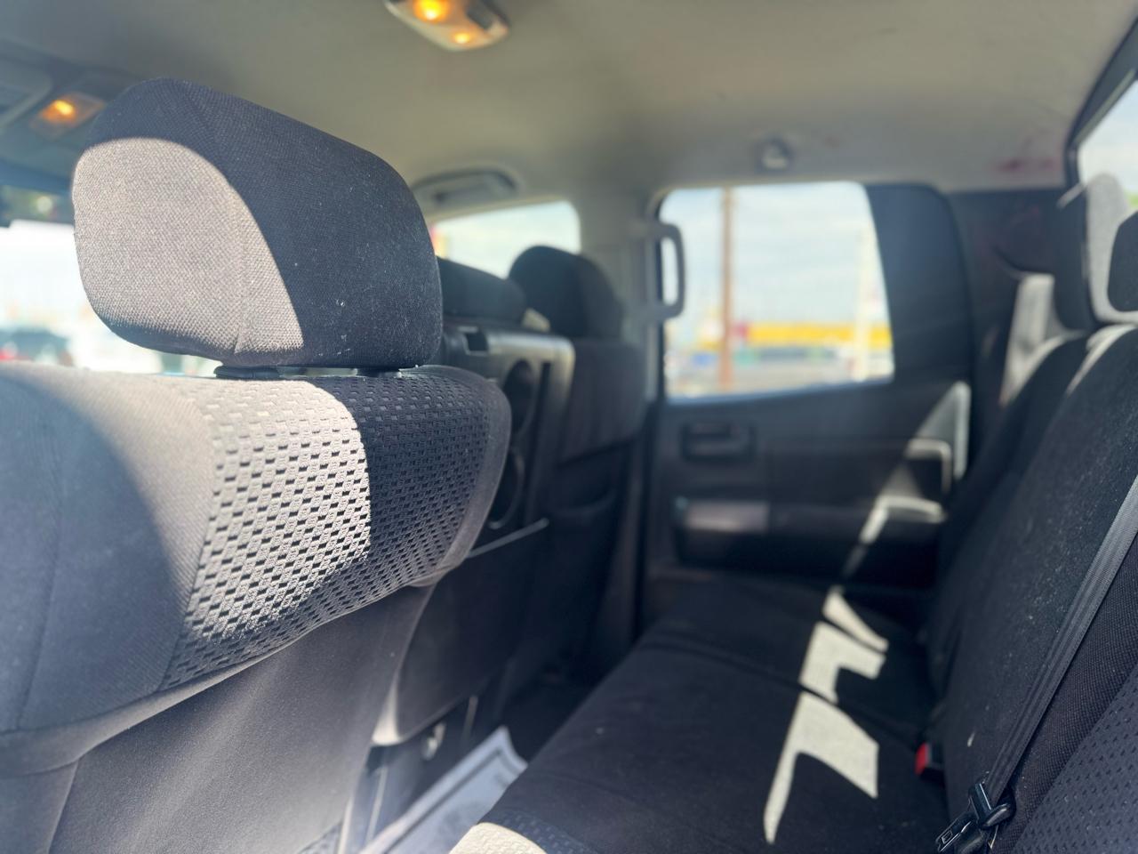 Toyota Tundra Tundra-Grade 5.7L FFV Double Cab 4WD 2012