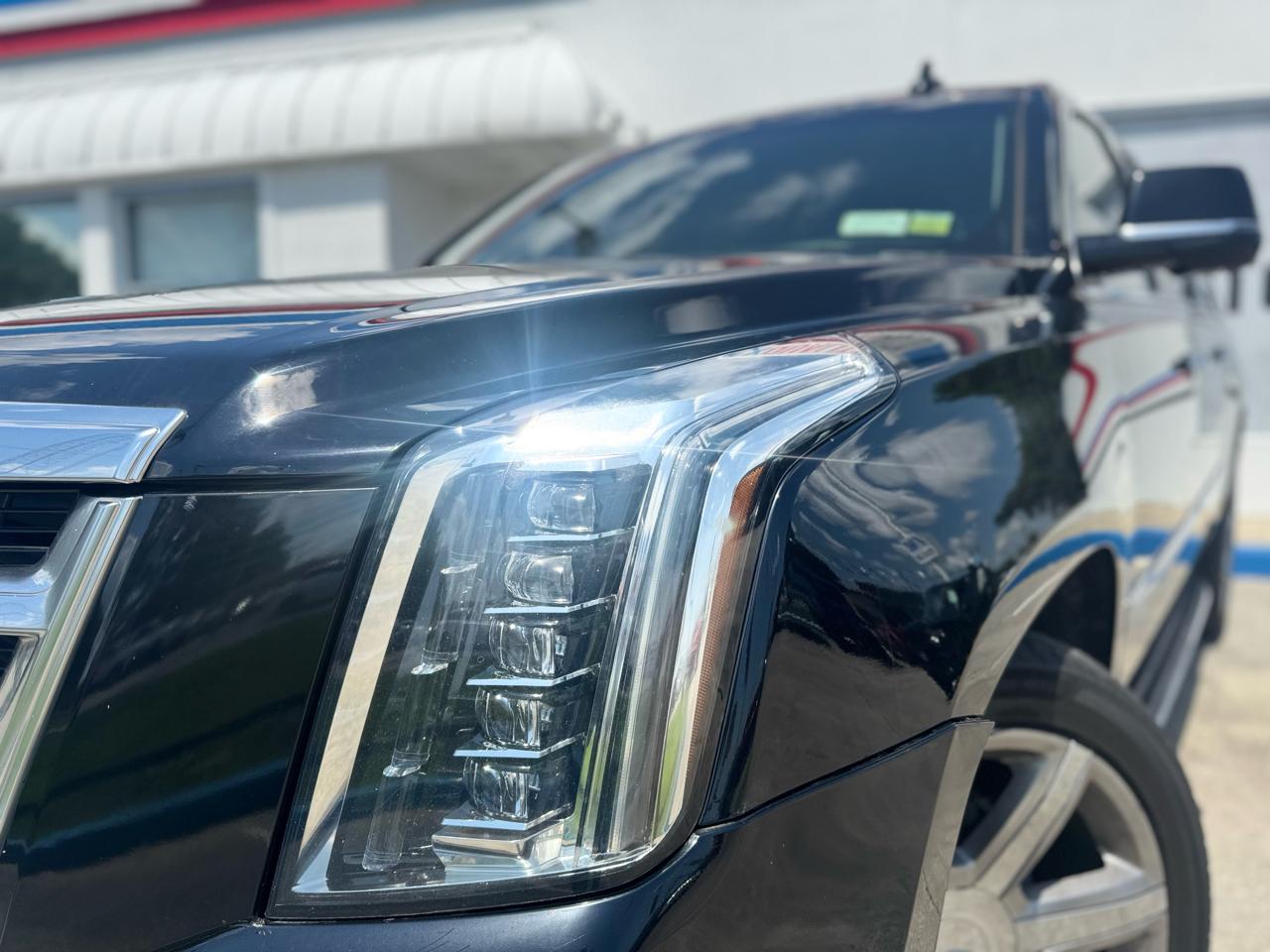 Cadillac Escalade ESV Luxury 4WD 2019