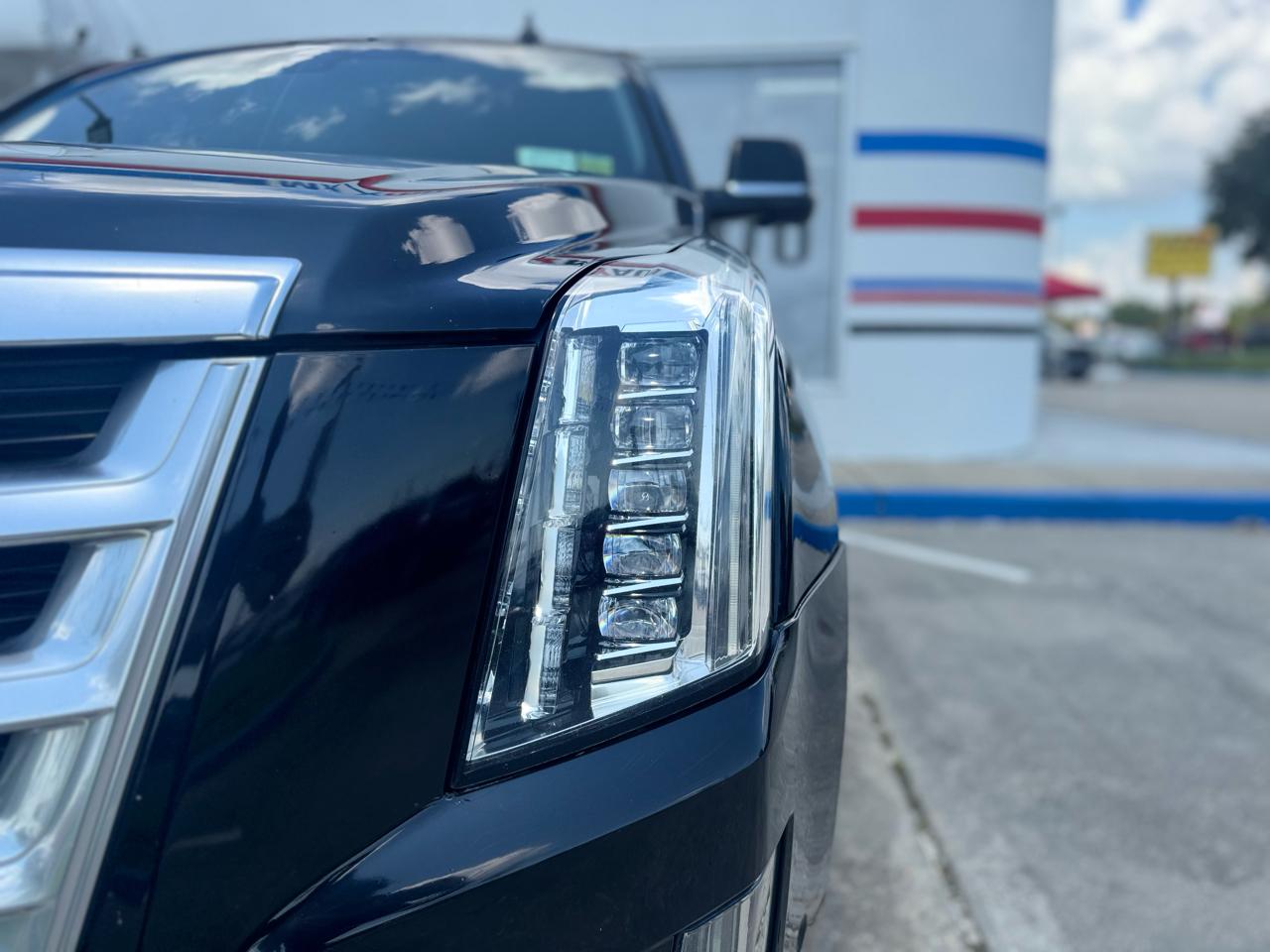 Cadillac Escalade ESV Luxury 4WD 2019