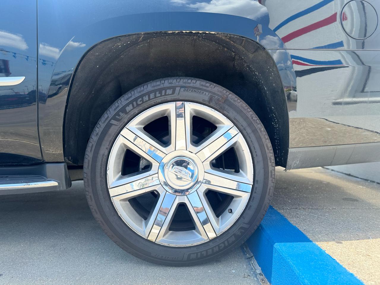 Cadillac Escalade ESV Luxury 4WD 2019