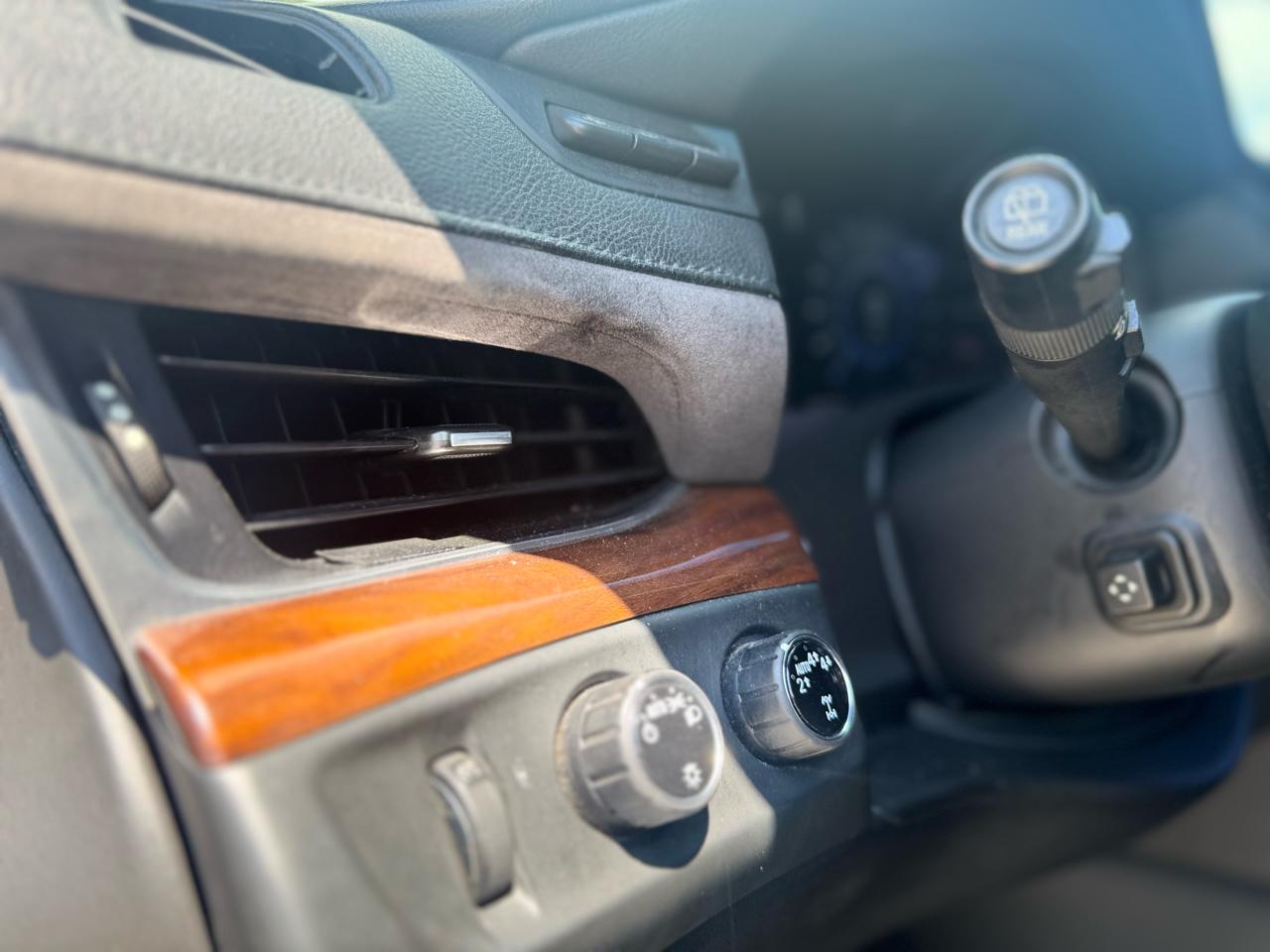Cadillac Escalade ESV Luxury 4WD 2019