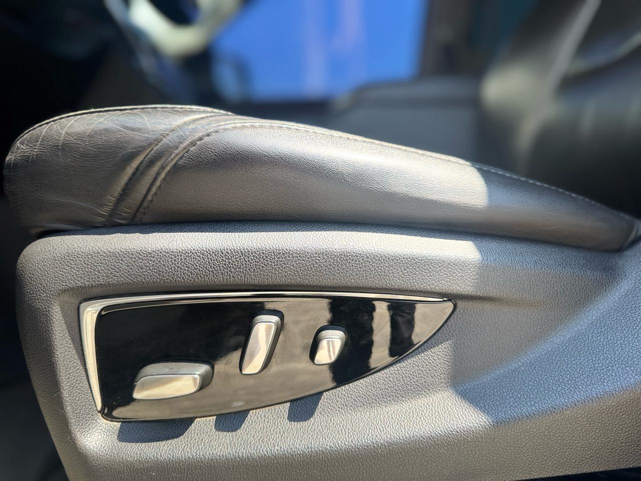 Cadillac Escalade ESV Luxury 4WD 2019