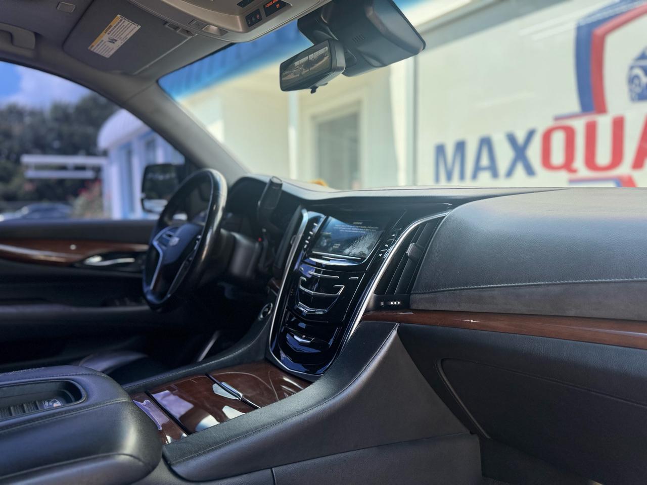 Cadillac Escalade ESV Luxury 4WD 2019