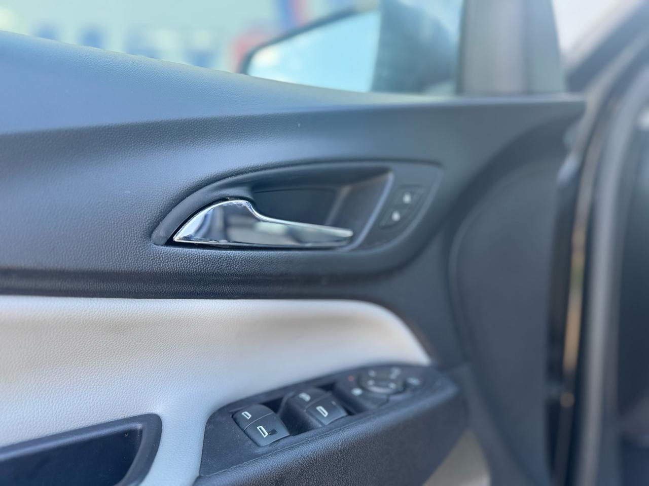 Chevrolet Equinox LS 2WD 2020