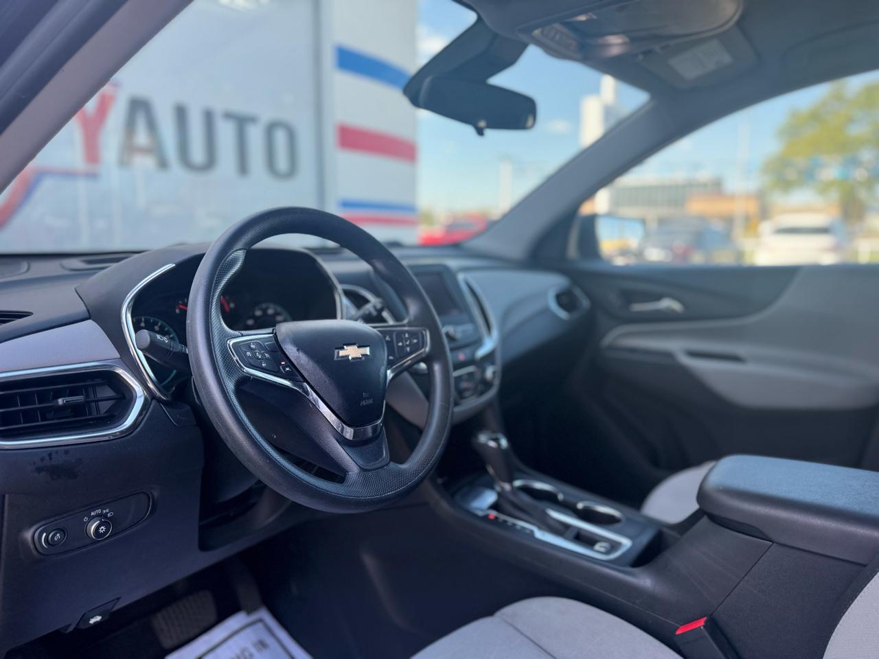 Chevrolet Equinox LS 2WD 2020