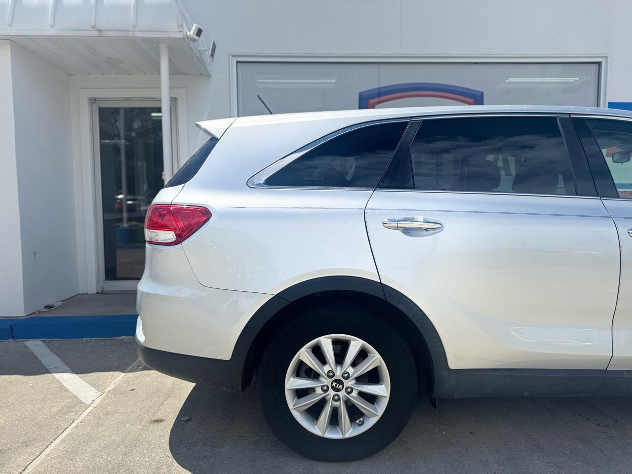 Kia Sorento LX 2WD 2019