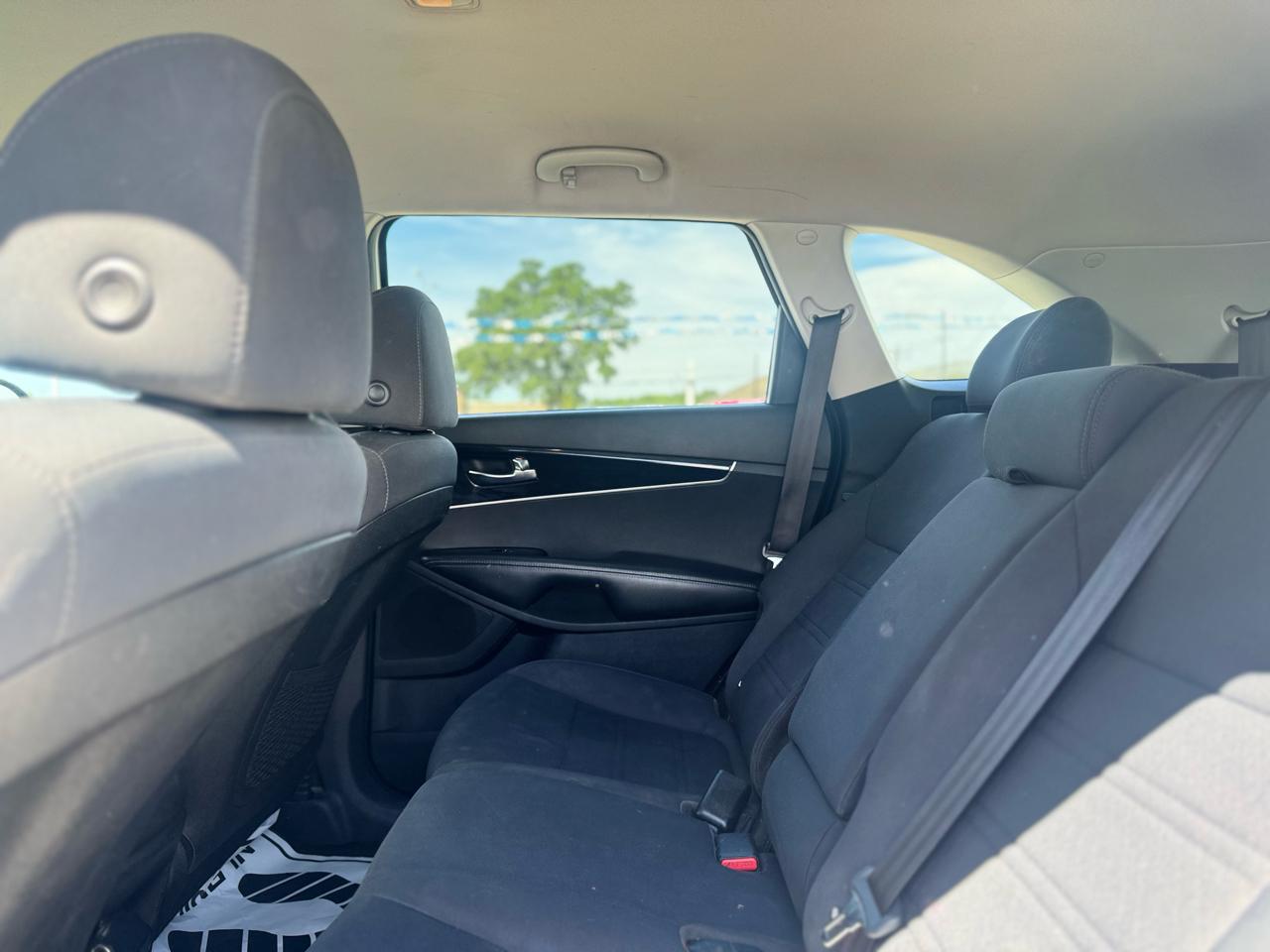 Kia Sorento LX 2WD 2019