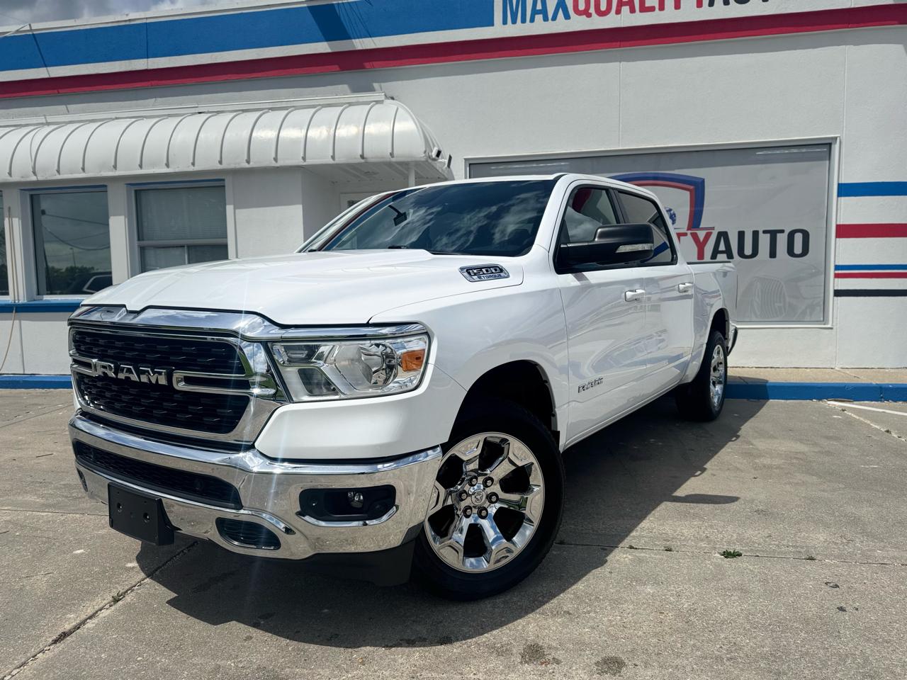 RAM 1500 Big Horn Crew Cab SWB 4WD 2022