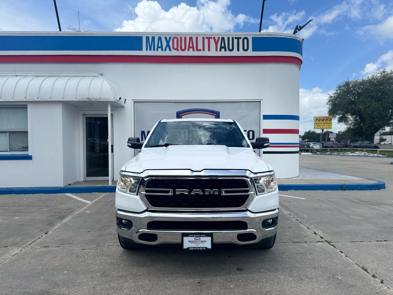 RAM 1500 Big Horn Crew Cab SWB 4WD 2022