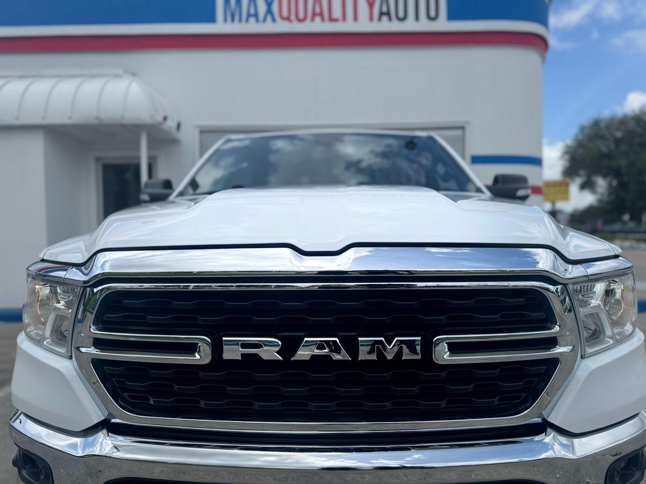 RAM 1500 Big Horn Crew Cab SWB 4WD 2022