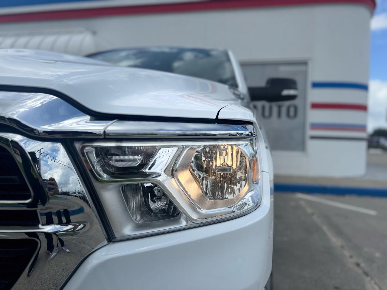 RAM 1500 Big Horn Crew Cab SWB 4WD 2022