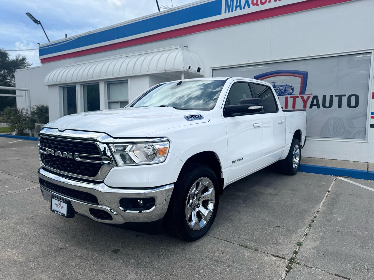 RAM 1500 Big Horn Crew Cab SWB 4WD 2022