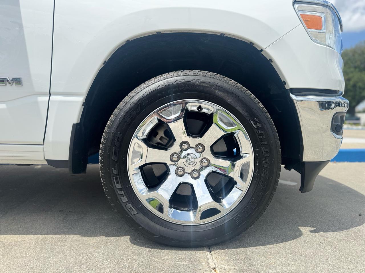 RAM 1500 Big Horn Crew Cab SWB 4WD 2022