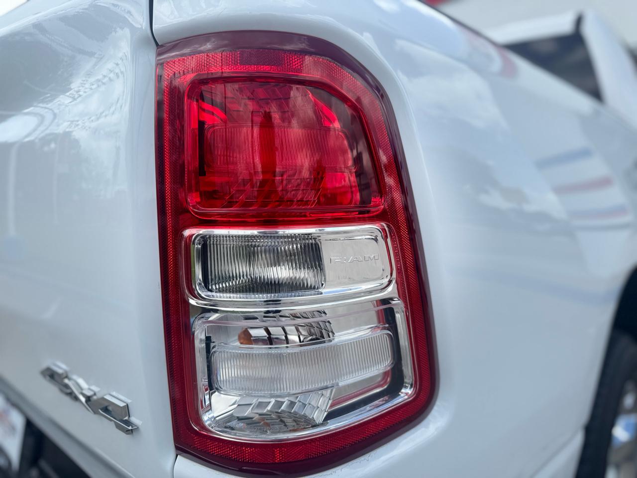 RAM 1500 Big Horn Crew Cab SWB 4WD 2022