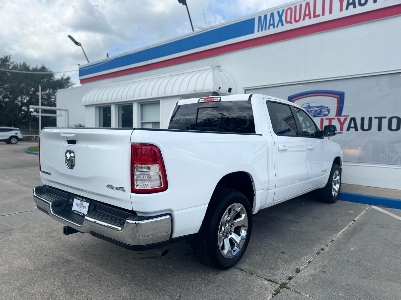 RAM 1500 Big Horn Crew Cab SWB 4WD 2022