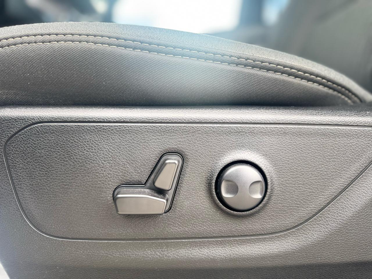 RAM 1500 Big Horn Crew Cab SWB 4WD 2022