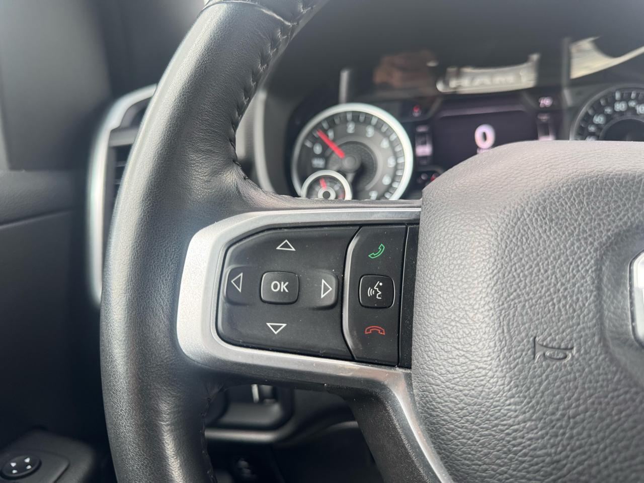 RAM 1500 Big Horn Crew Cab SWB 4WD 2022