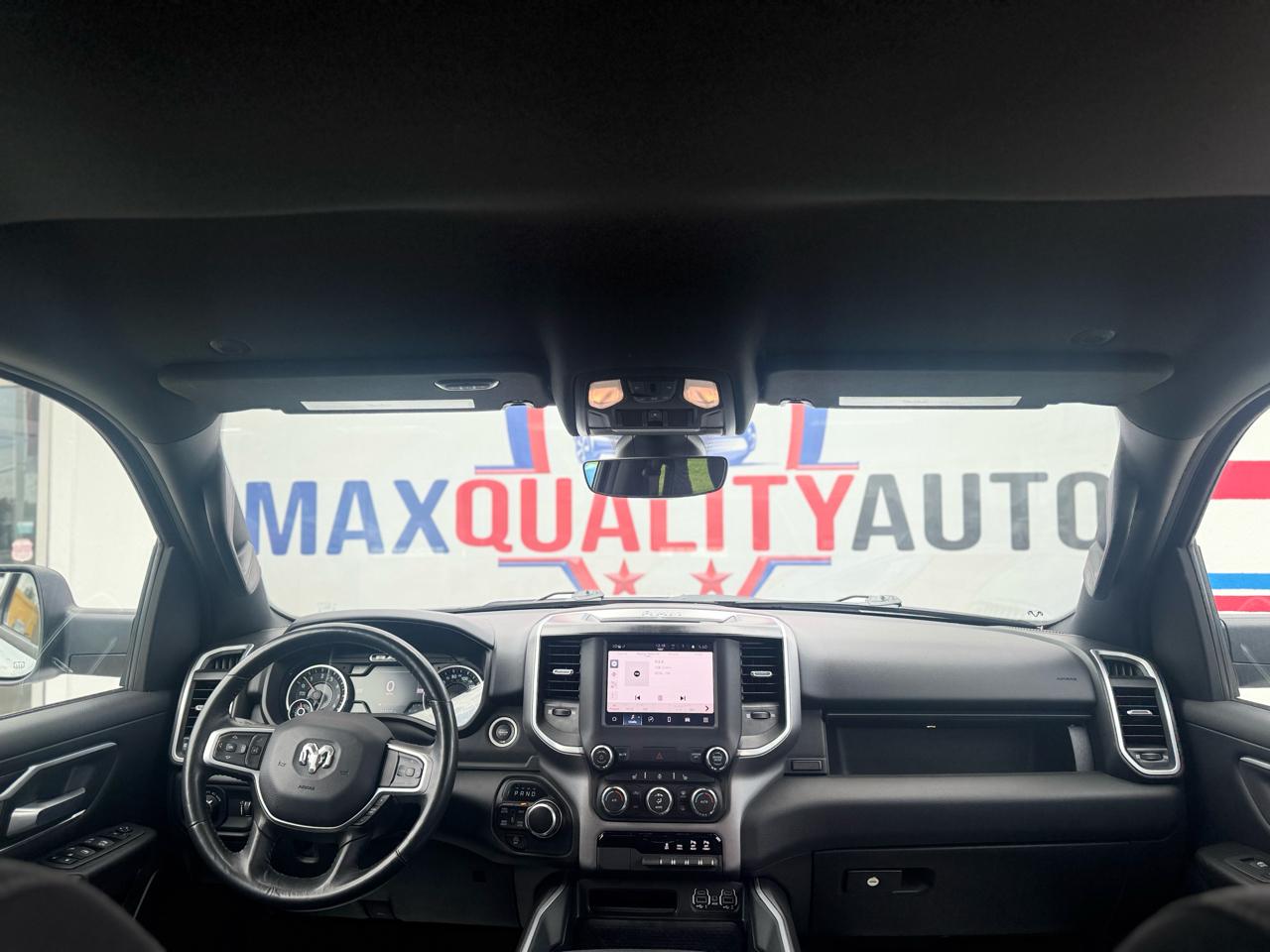 RAM 1500 Big Horn Crew Cab SWB 4WD 2022