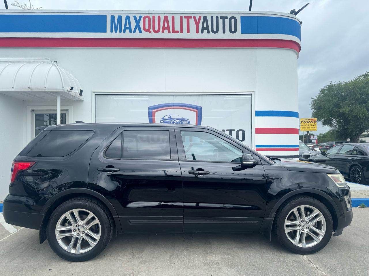Ford Explorer Limited FWD 2017