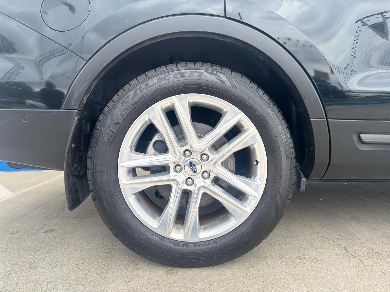Ford Explorer Limited FWD 2017