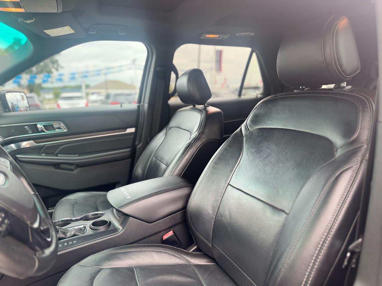 Ford Explorer Limited FWD 2017