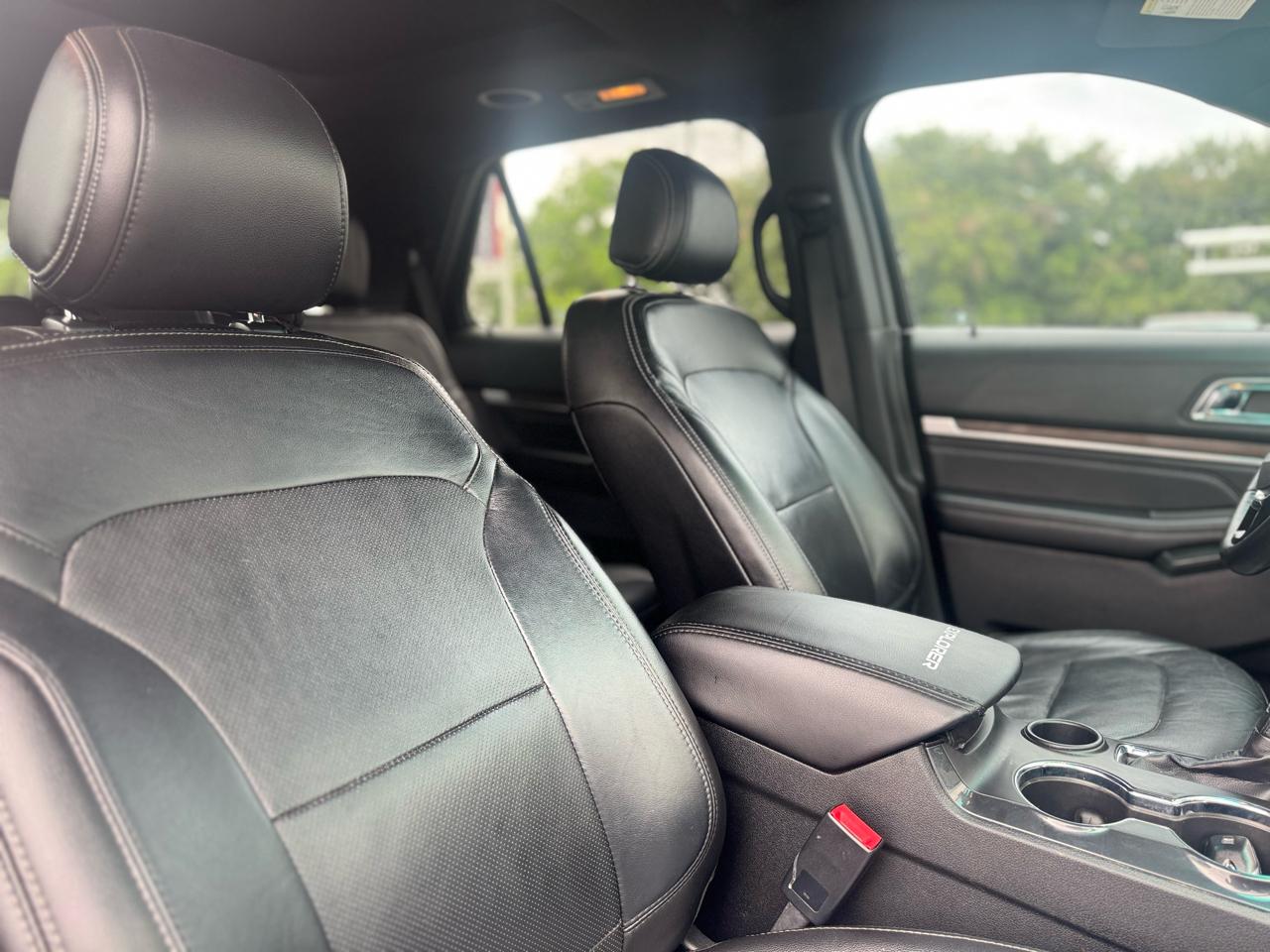 Ford Explorer Limited FWD 2017
