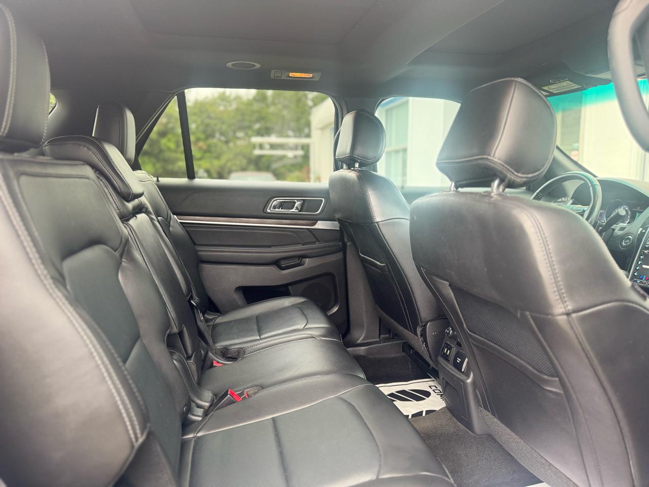 Ford Explorer Limited FWD 2017