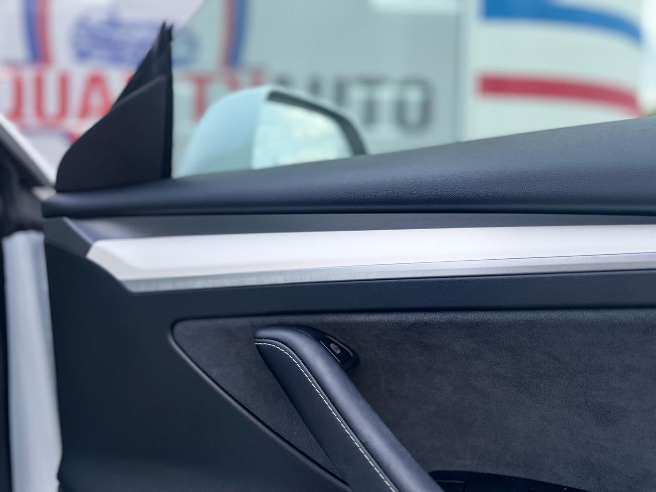 Tesla Model 3 Base 2023