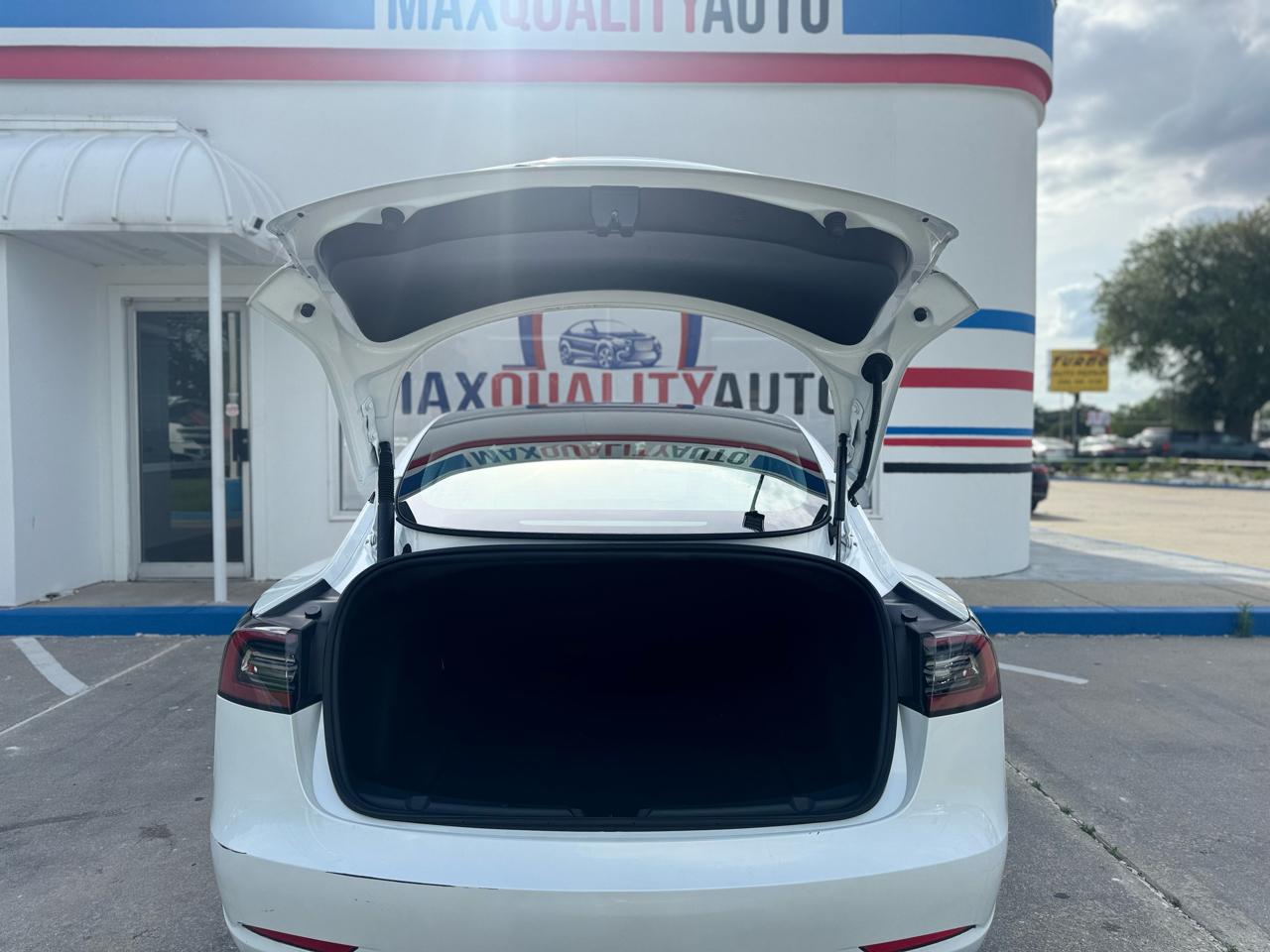 Tesla Model 3 Base 2023