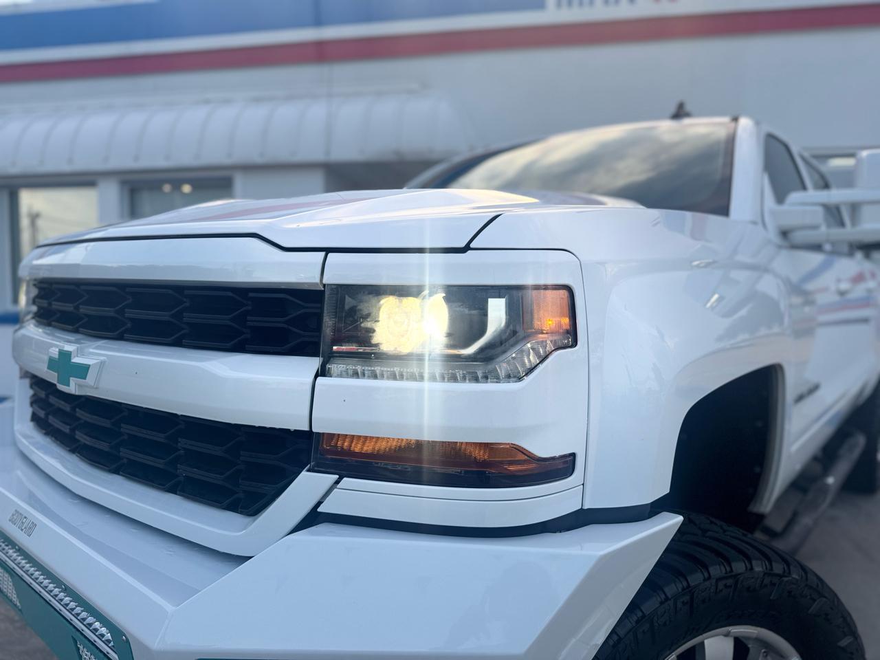 Chevrolet Silverado 1500 LT Crew Cab 4WD 2018
