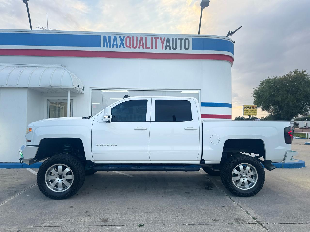 Chevrolet Silverado 1500 LT Crew Cab 4WD 2018