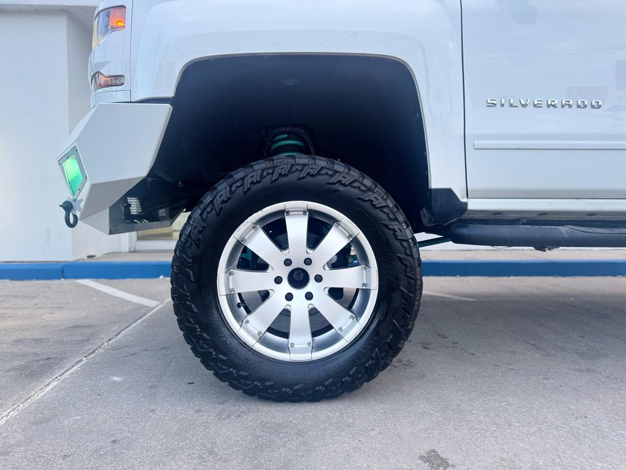 Chevrolet Silverado 1500 LT Crew Cab 4WD 2018