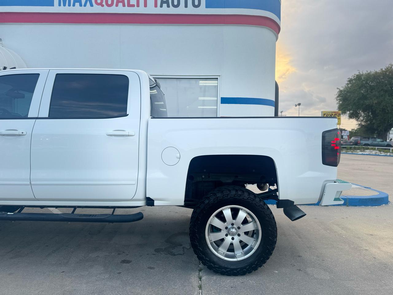 Chevrolet Silverado 1500 LT Crew Cab 4WD 2018