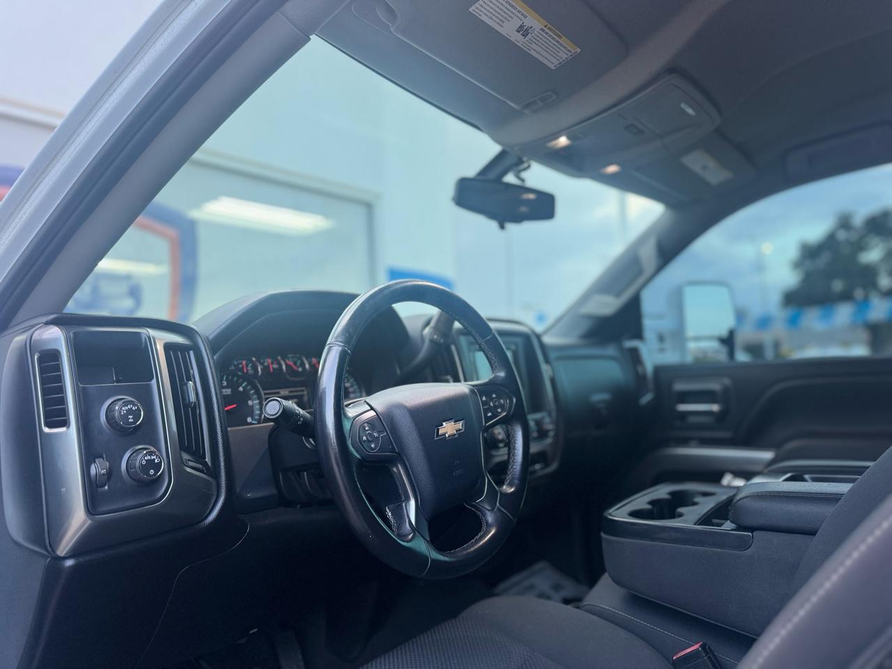 Chevrolet Silverado 1500 LT Crew Cab 4WD 2018
