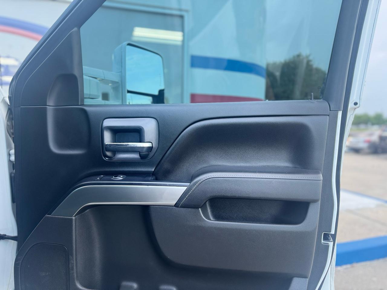 Chevrolet Silverado 1500 LT Crew Cab 4WD 2018