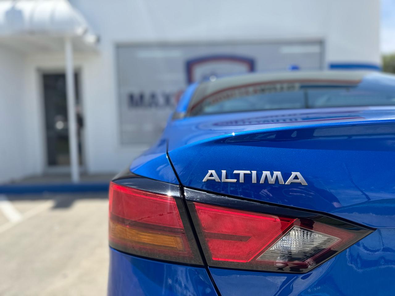 Nissan Altima 2.5 SV 2025