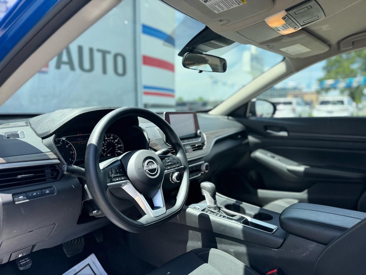 Nissan Altima 2.5 SV 2025