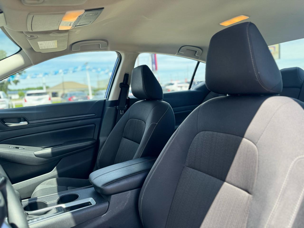 Nissan Altima 2.5 SV 2025