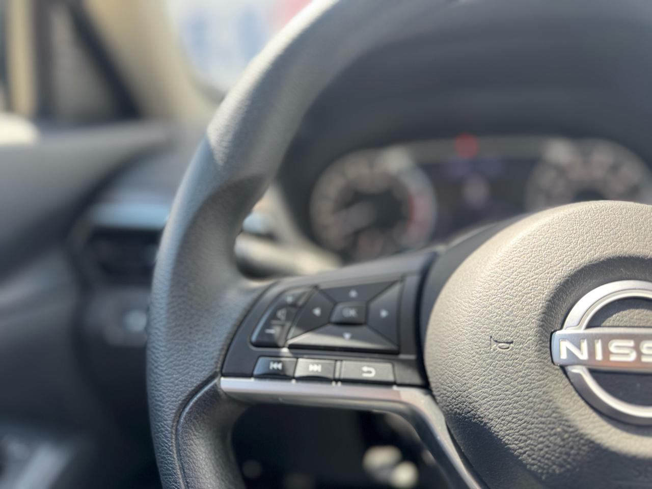 Nissan Altima 2.5 SV 2025