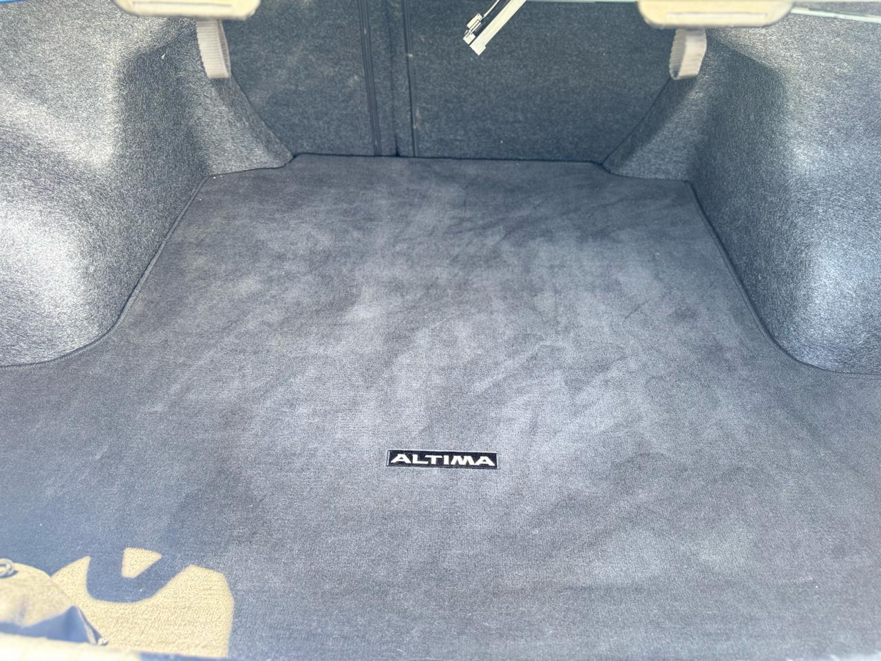 Nissan Altima 2.5 SV 2025