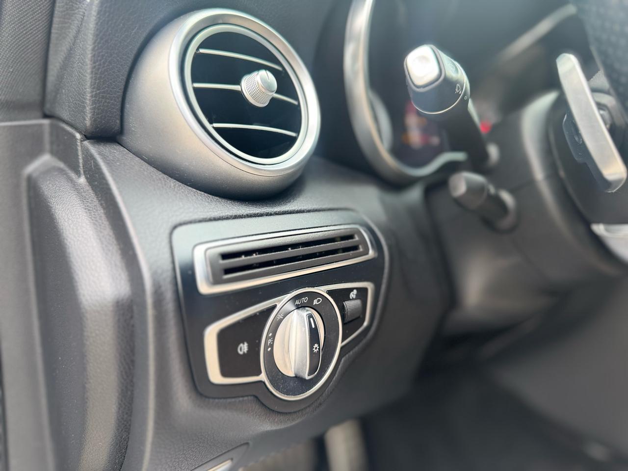 Mercedes-Benz C-Class C300 Sedan 2019