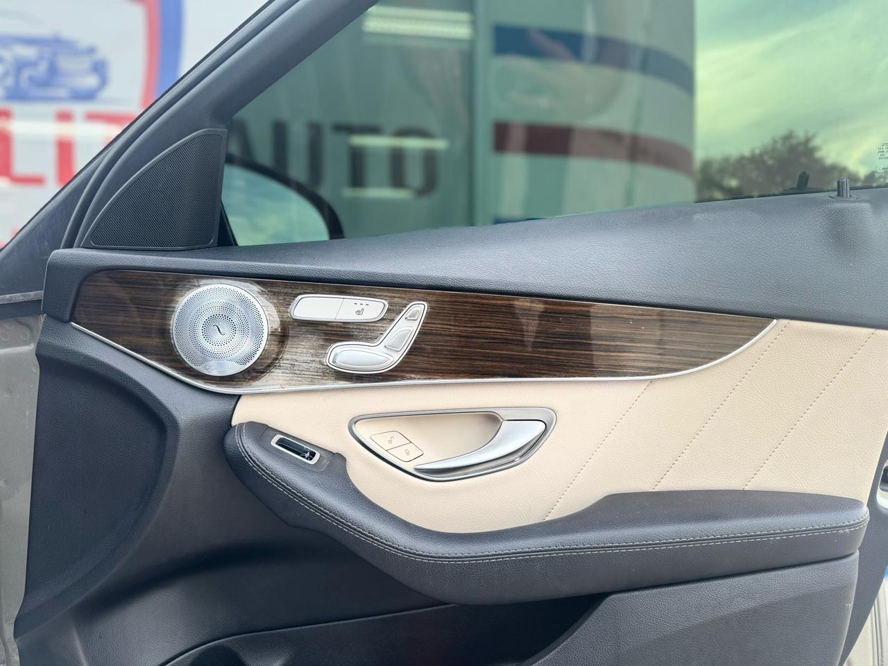 Mercedes-Benz C-Class C300 Sedan 2019