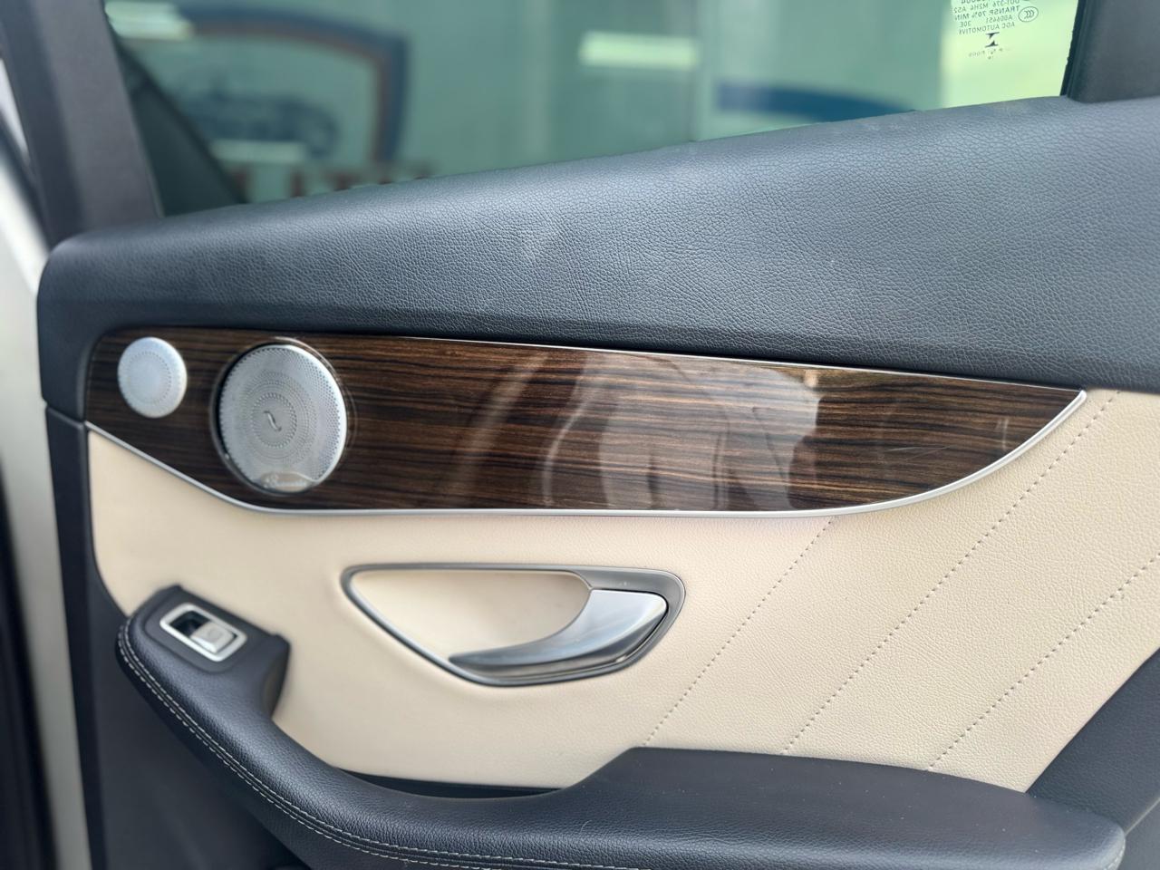 Mercedes-Benz C-Class C300 Sedan 2019