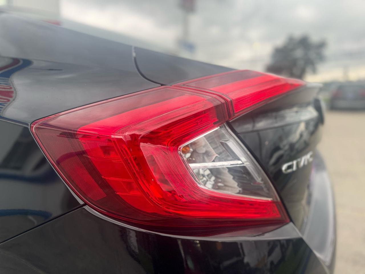 Honda Civic LX Honda Sensing Sedan CVT 2020