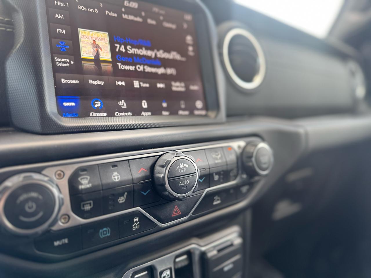 Jeep Wrangler 4xe Unlimited Sahara 2023