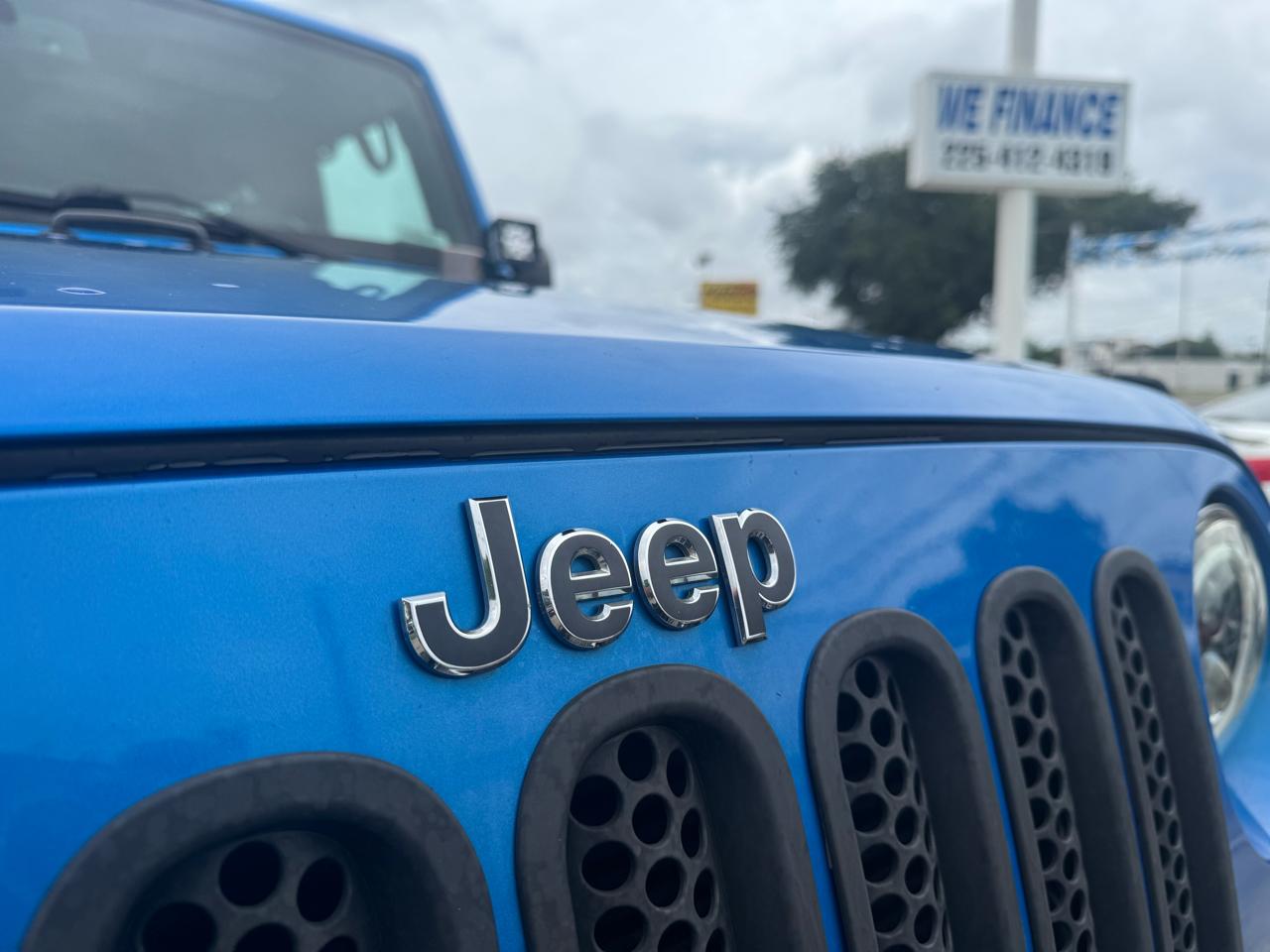 Jeep Wrangler Unlimited Sahara 4WD 2015