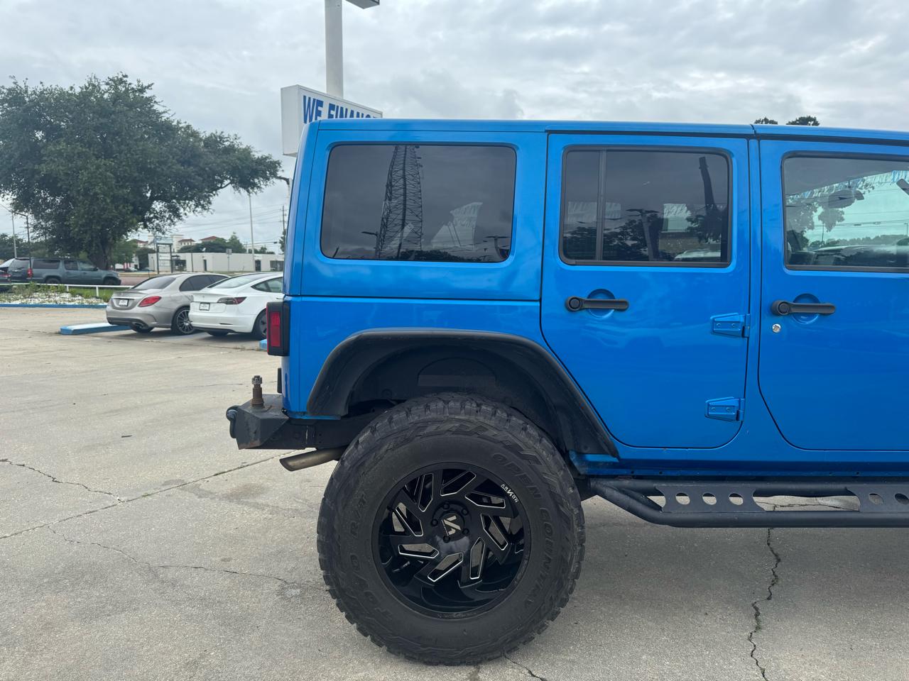 Jeep Wrangler Unlimited Sahara 4WD 2015