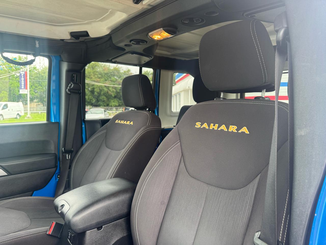 Jeep Wrangler Unlimited Sahara 4WD 2015